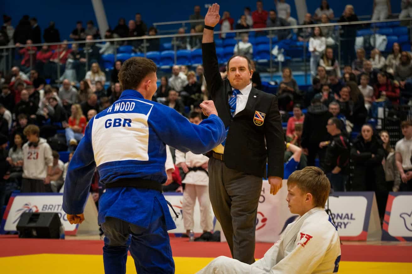 Referee signalling ippon at the British Championships